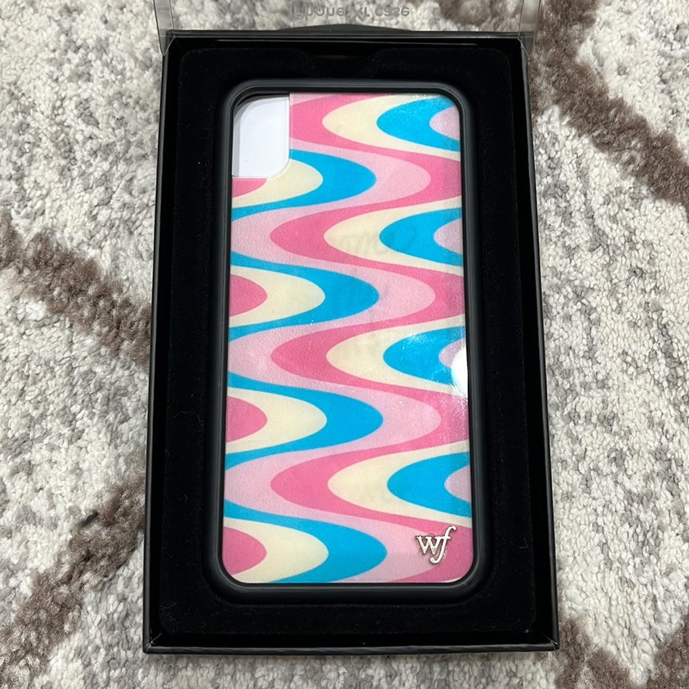 Wildflower Frankies bikinis iPhone XR case